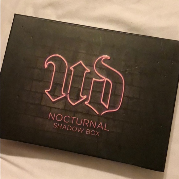 Urban Decay Other - Urban Decay Nocturnal Shadow Box Eyeshadow Palette